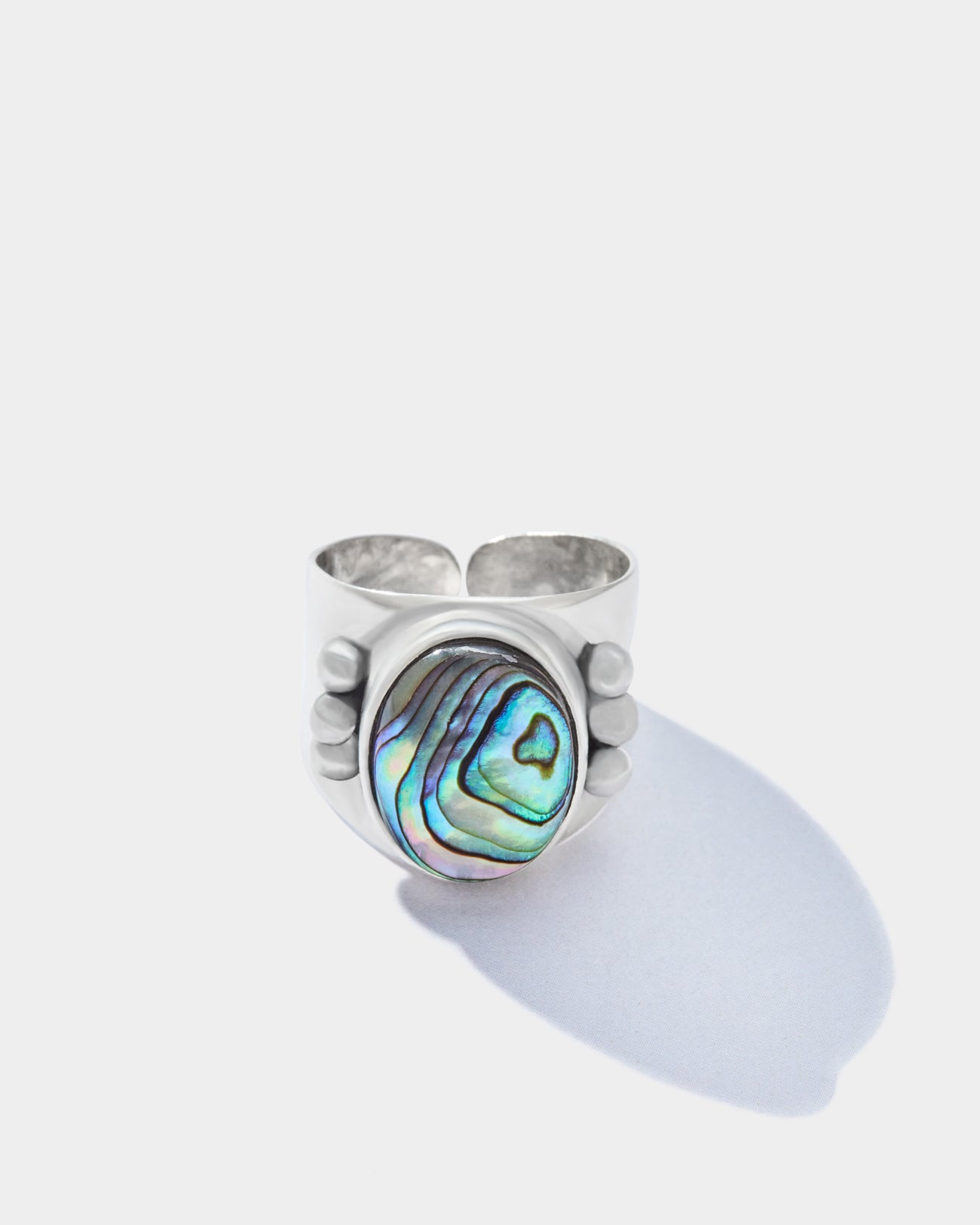 Selene mother of pearl ring