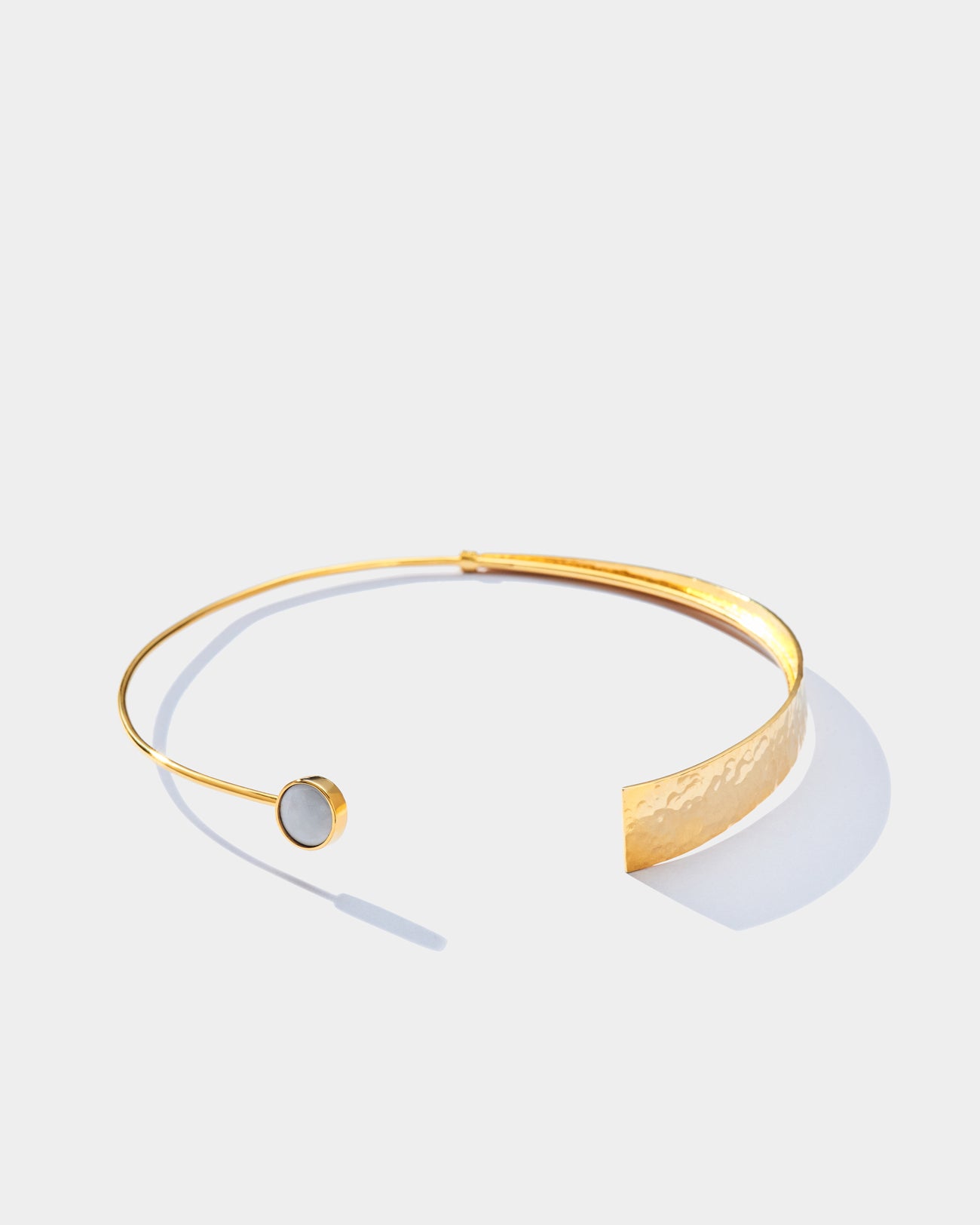 Pirouette choker necklace