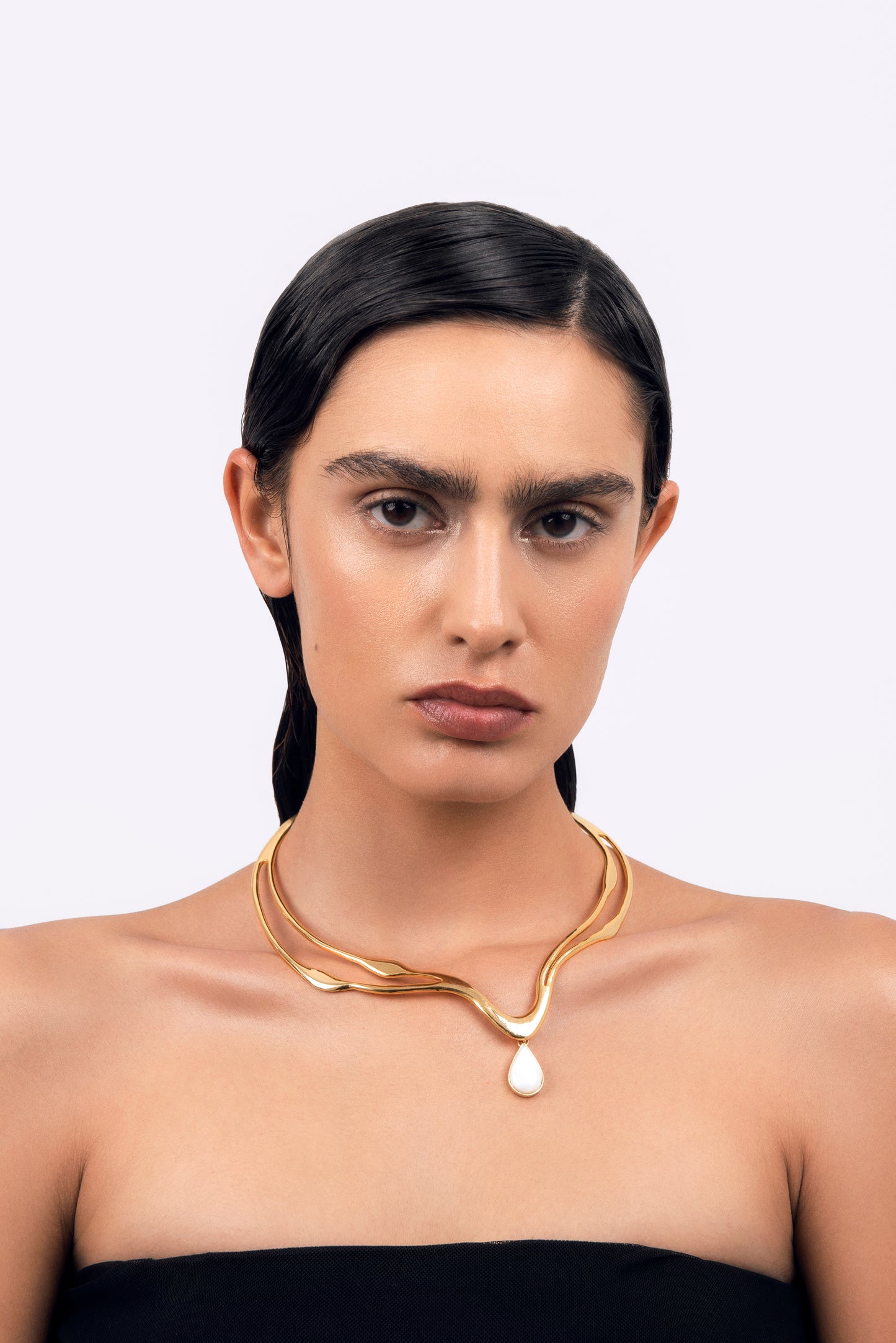 Nectar choker necklace