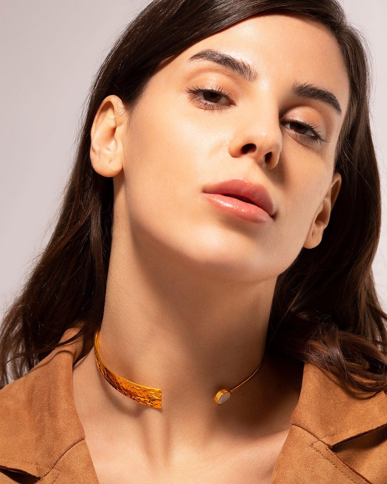 Pirouette choker necklace