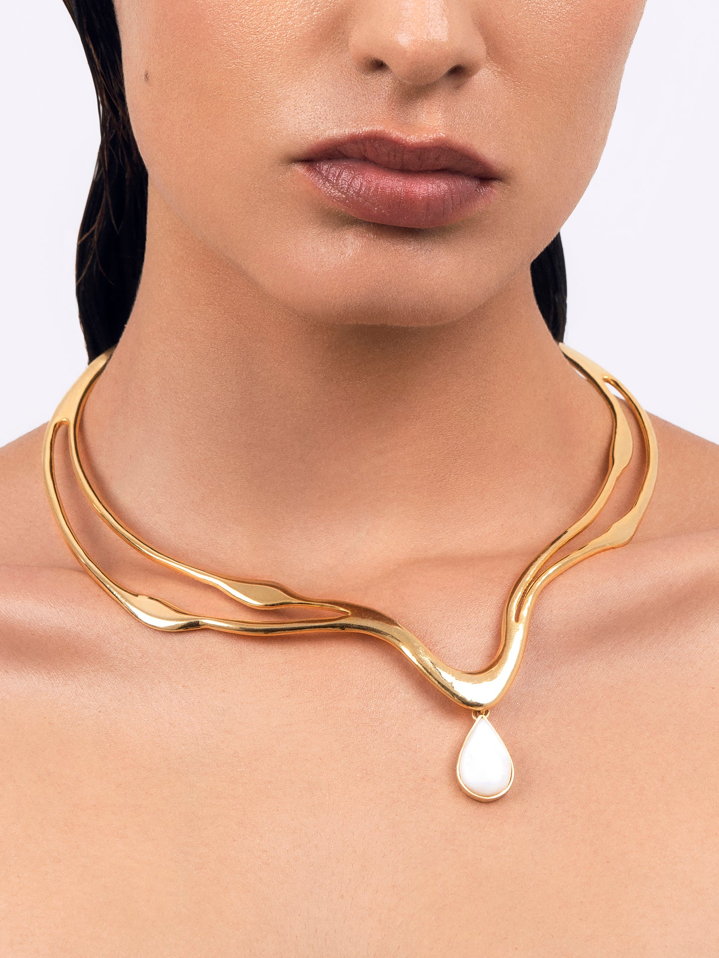 Nectar choker necklace